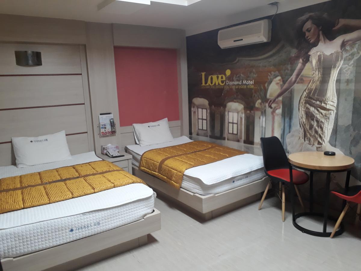 Diamond Motel Sacheon Exterior foto